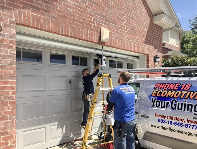Rincon Garage Door Repair local technician providing expert garage door repair in Rincon neighborhood
